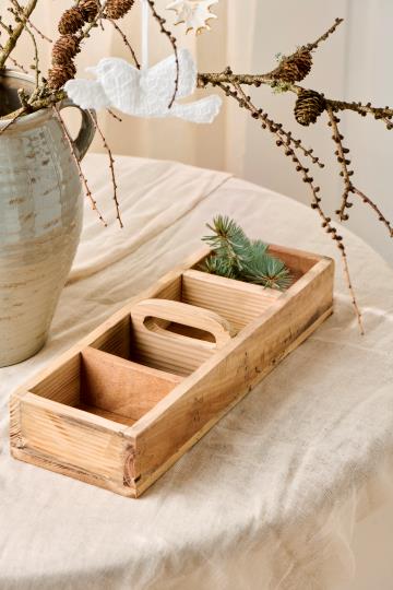 Trékassi m/fjórum hólfum 46 cm - Ib Laursen