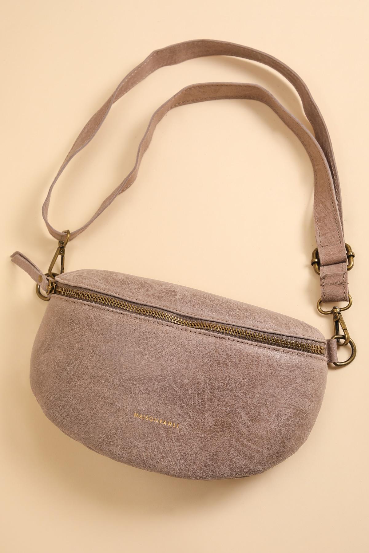 Mittisveski taupe leður