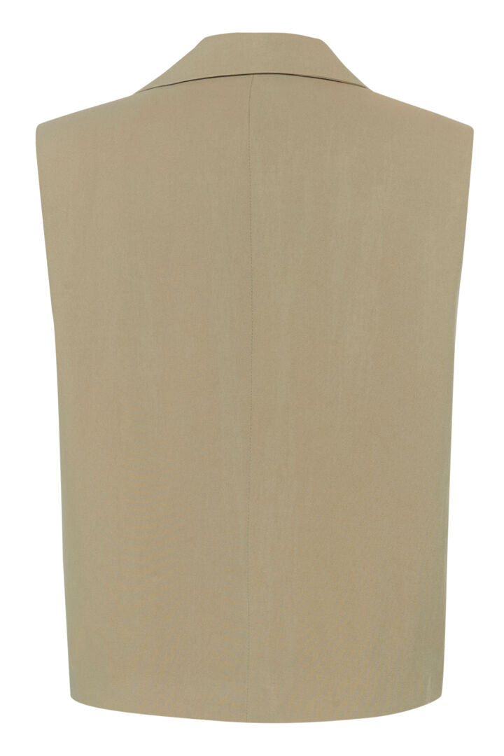 Emmy vesti - My Essential Wardrobe