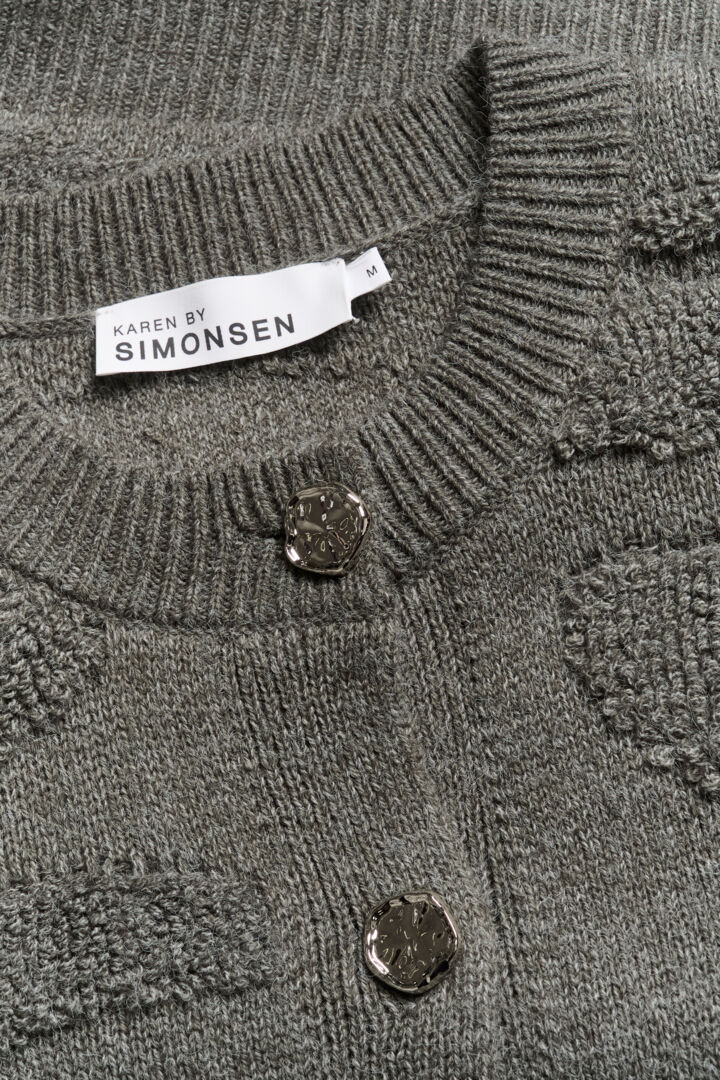 Rosanne peysa grá hneppt - Karen By Simonsen