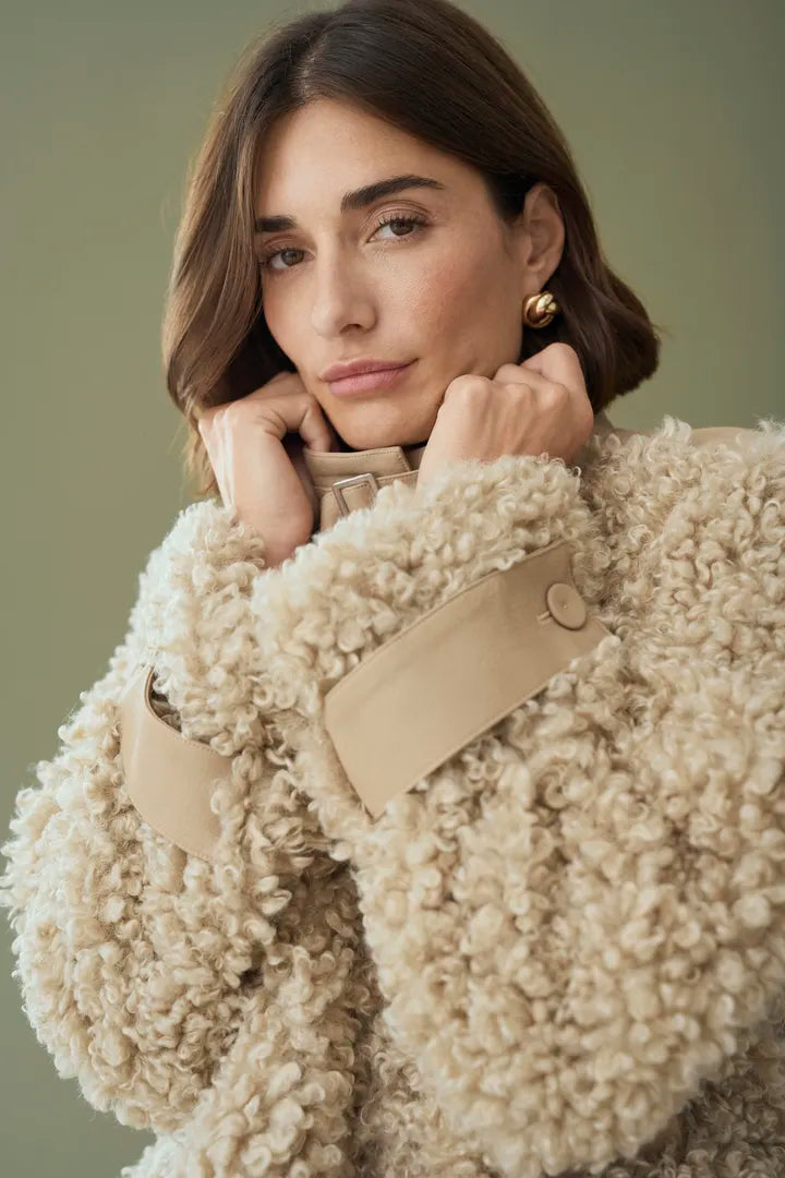 Chanda faux fur jakki - Culture