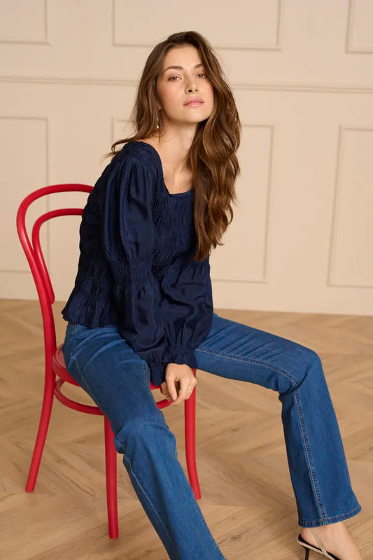 Henva toppur dökkblár - Cream