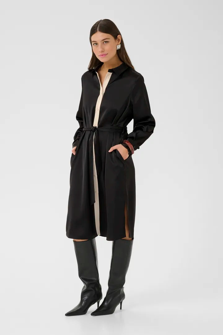 Annabelle satin skyrtukjóll svartur - Culture