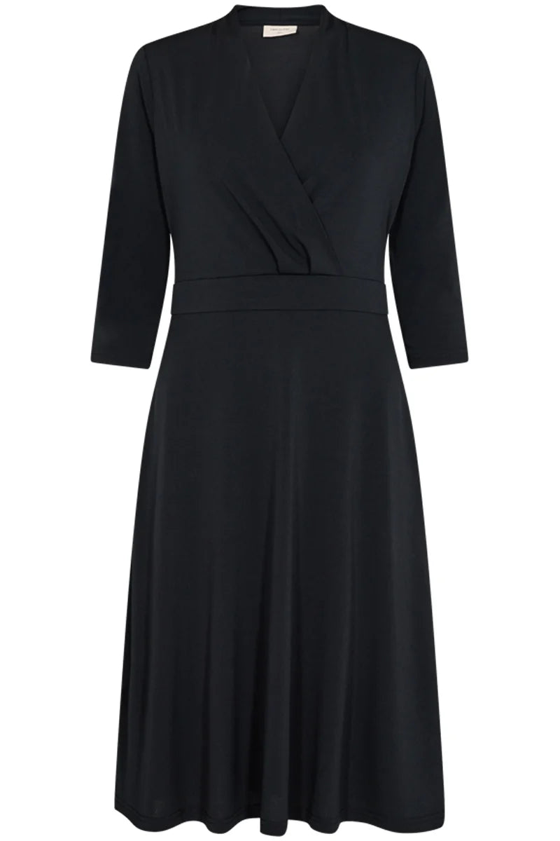 Yrsa kjóll svartur Freequent -  EINN TIL Í XXL