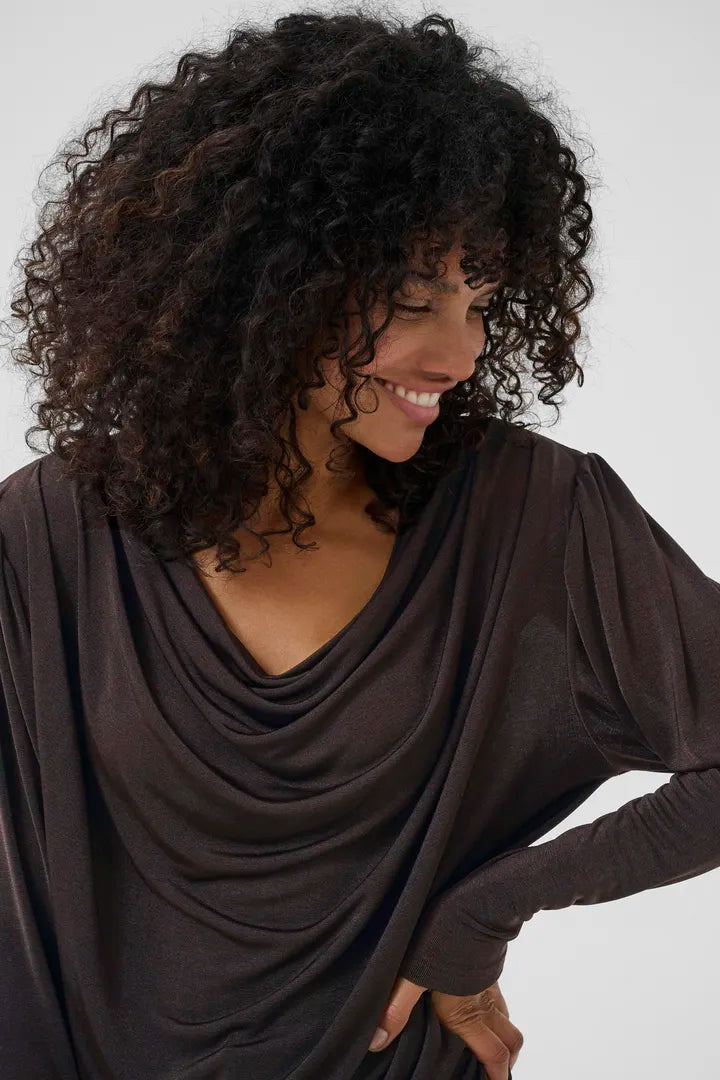 Gina toppur brúnn - Kaffe