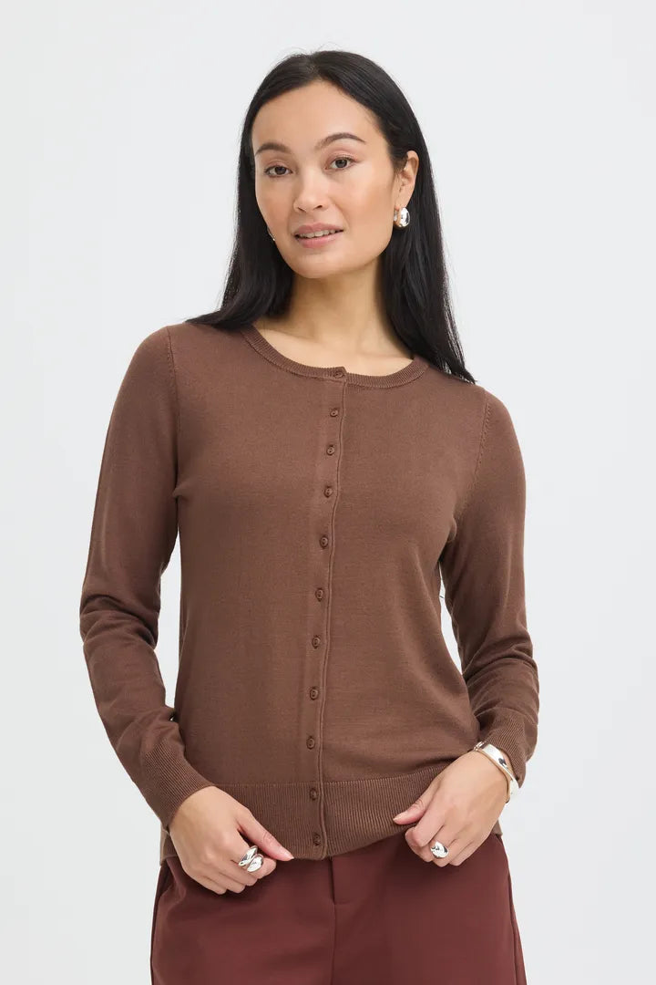 Basic hneppt peysa brún - Fransa
