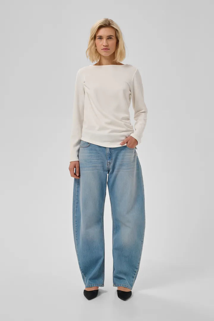 Helle toppur hvítur - My Essential Wardrobe