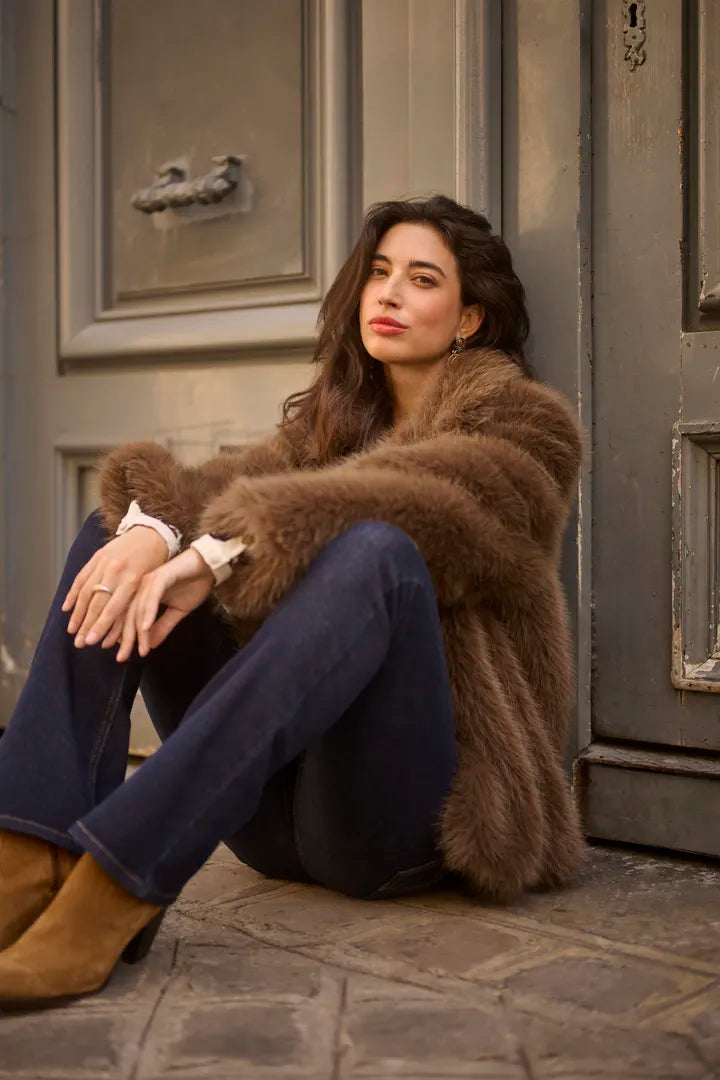 Drama faux fur brúnn - Cream