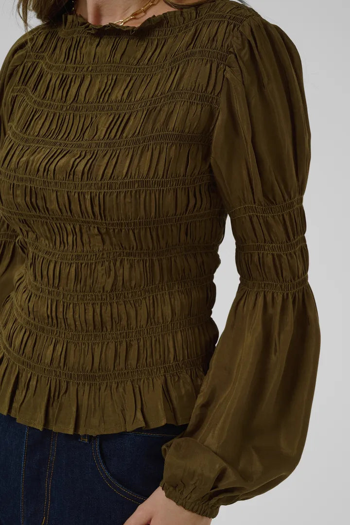 Henva blússa olive - Cream