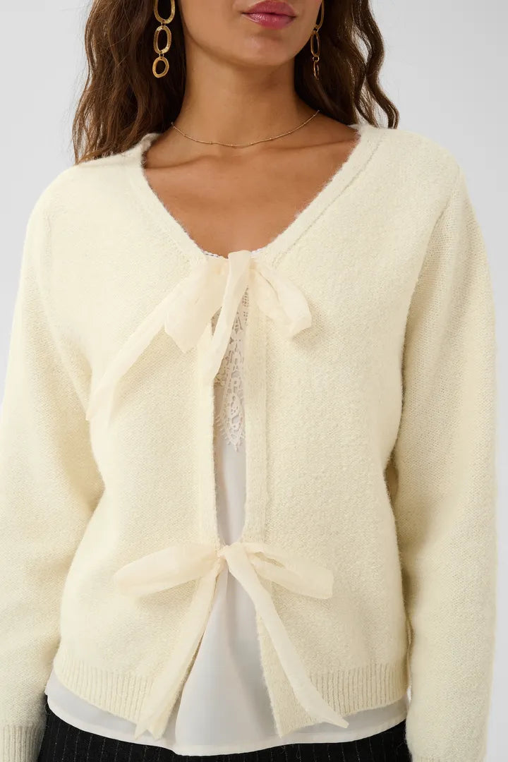 Bulp peysa ljós - Cream