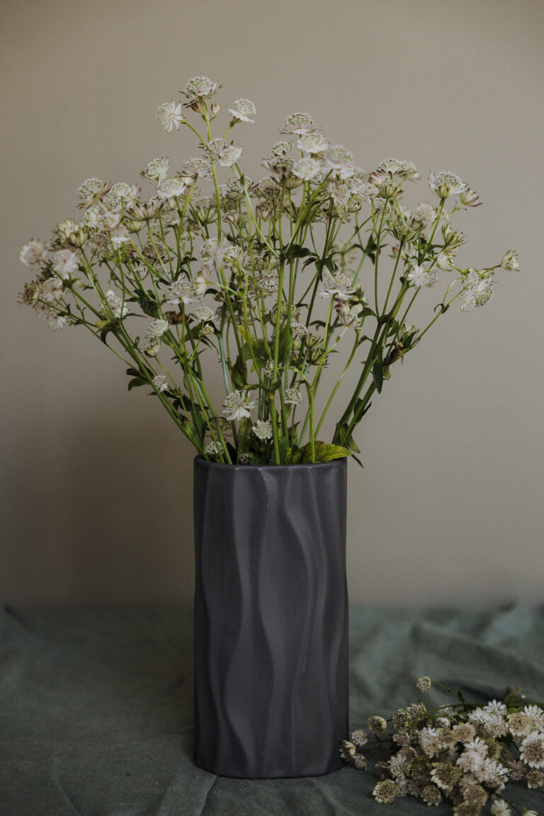 Enviken vasi dökkgrár - Storefactory