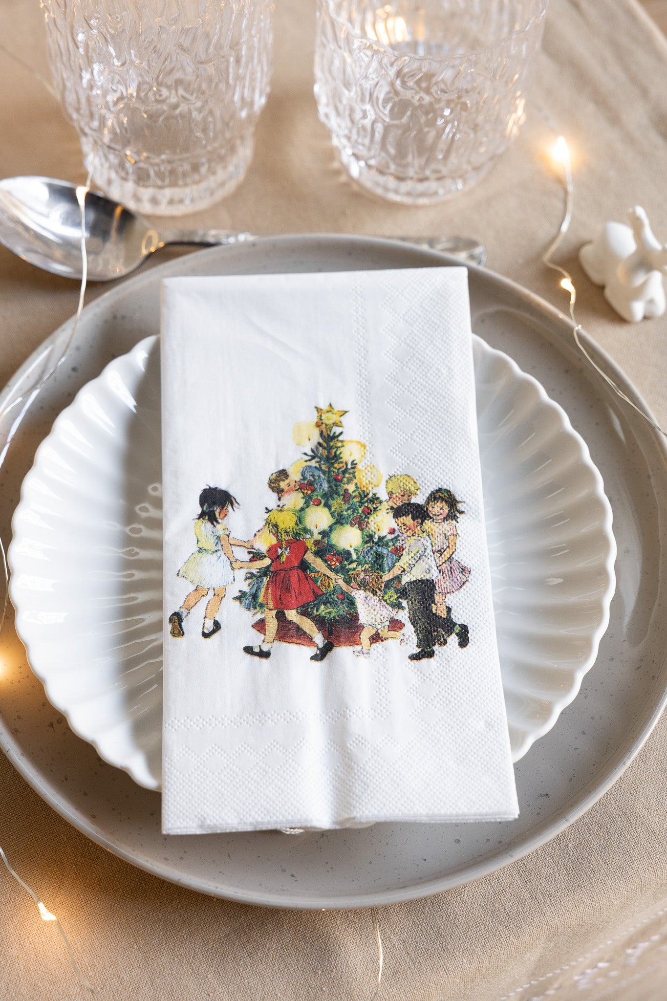 Jólaservéttur Börnin í Ólátagarði - chapter 1