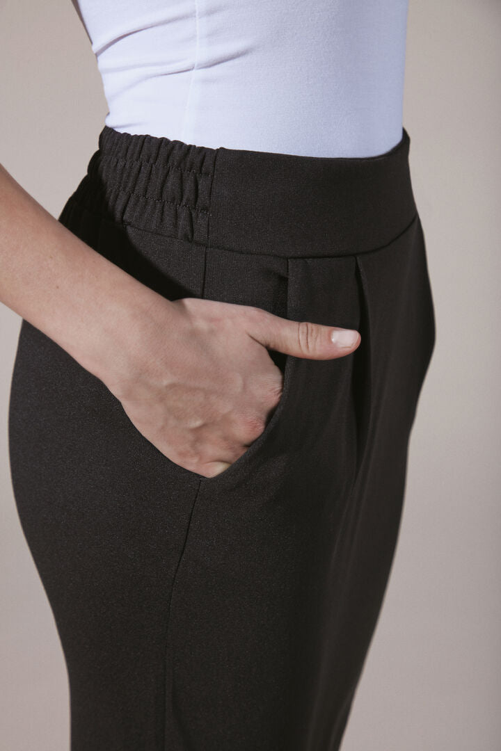 Kate pils svart - Ichi