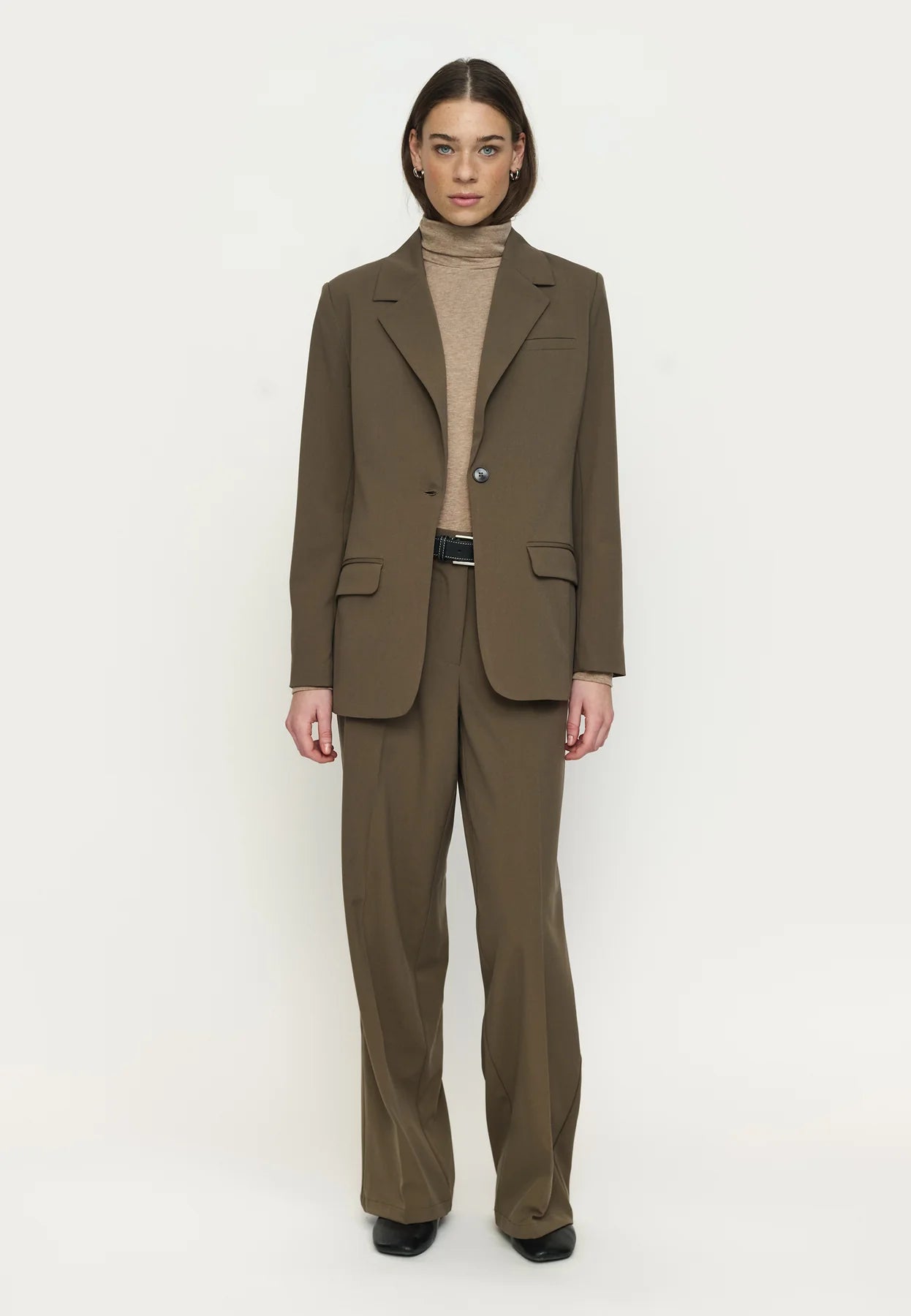 Vilja blazer brúnn - Soft Rebels