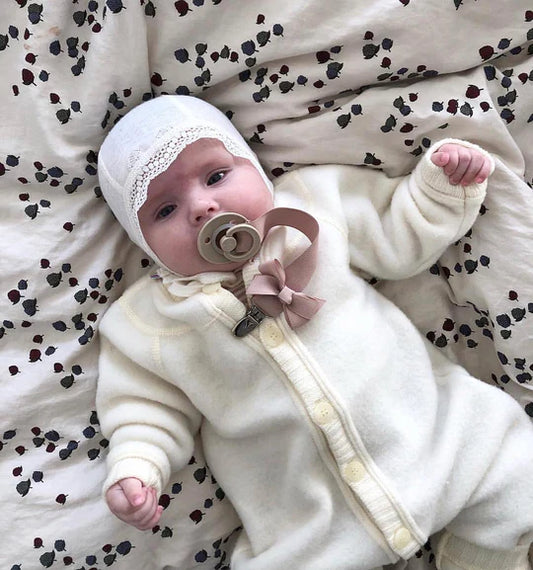 Hvít húfa ull/silki - Joha