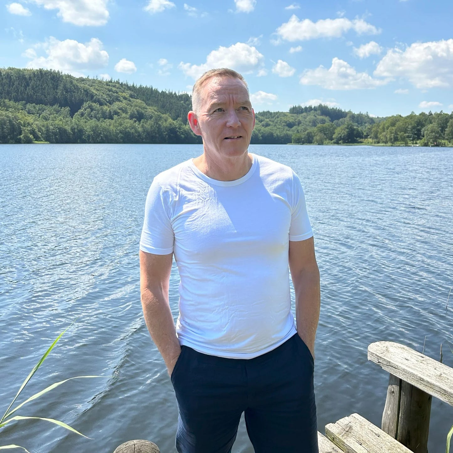 Hvítir stuttermabolir 2 í pakka O-Neck